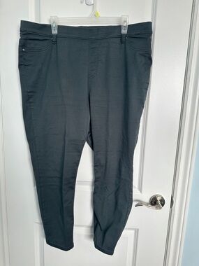 George Black Ankle Cropped Pants